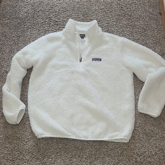Patagonia Sweaters - 🆑️Patagonia Zip Up White Fleece Sweater